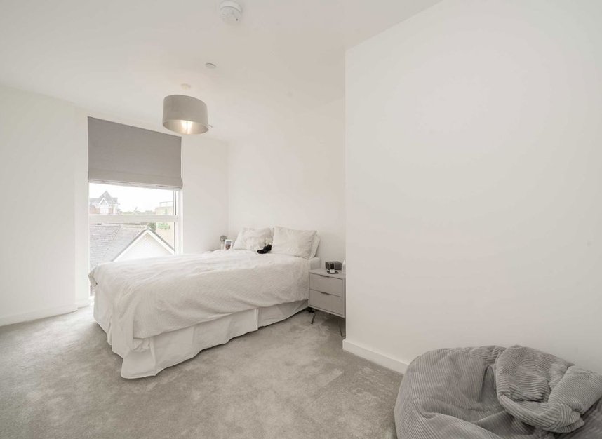 Properties for sale in Commerce Road - TW8 8FU view4