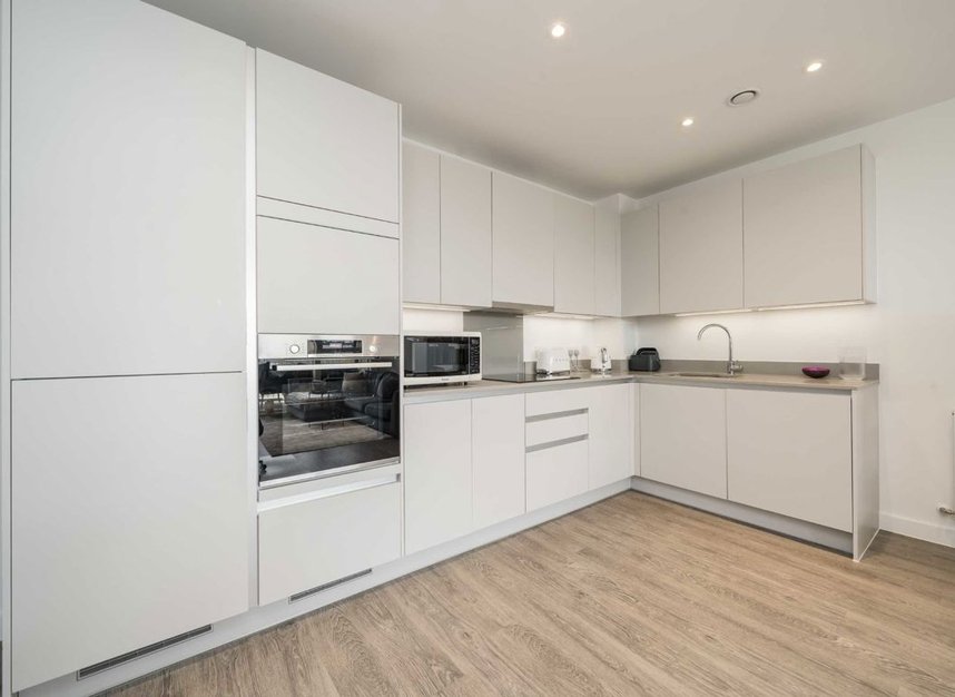 Properties for sale in Commerce Road - TW8 8FU view3