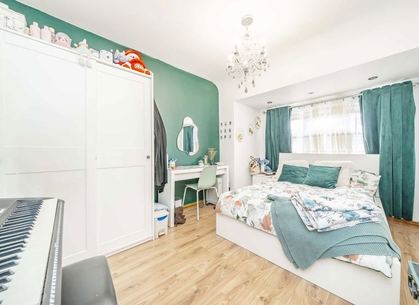 Properties for sale in Coniston Avenue - UB6 8EE view3