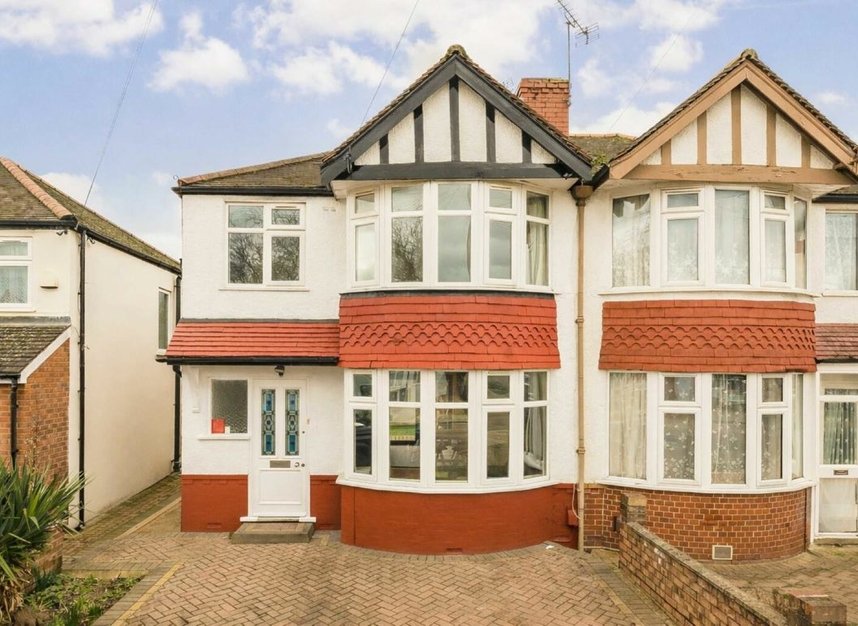 Properties sold in Conway Crescent - UB6 8JA view1