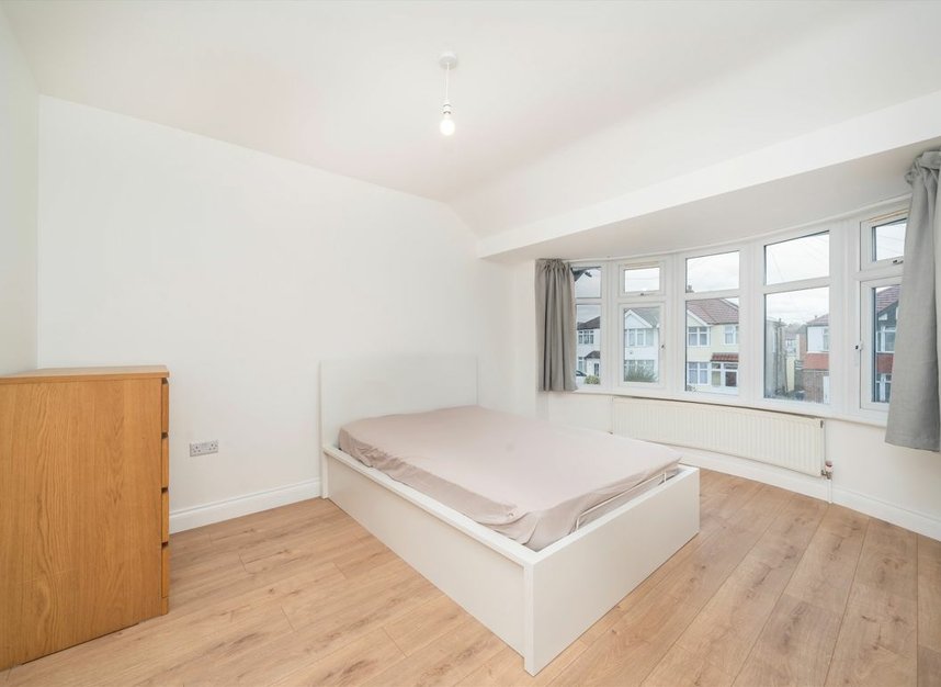 Properties sold in Conway Crescent - UB6 8JA view3