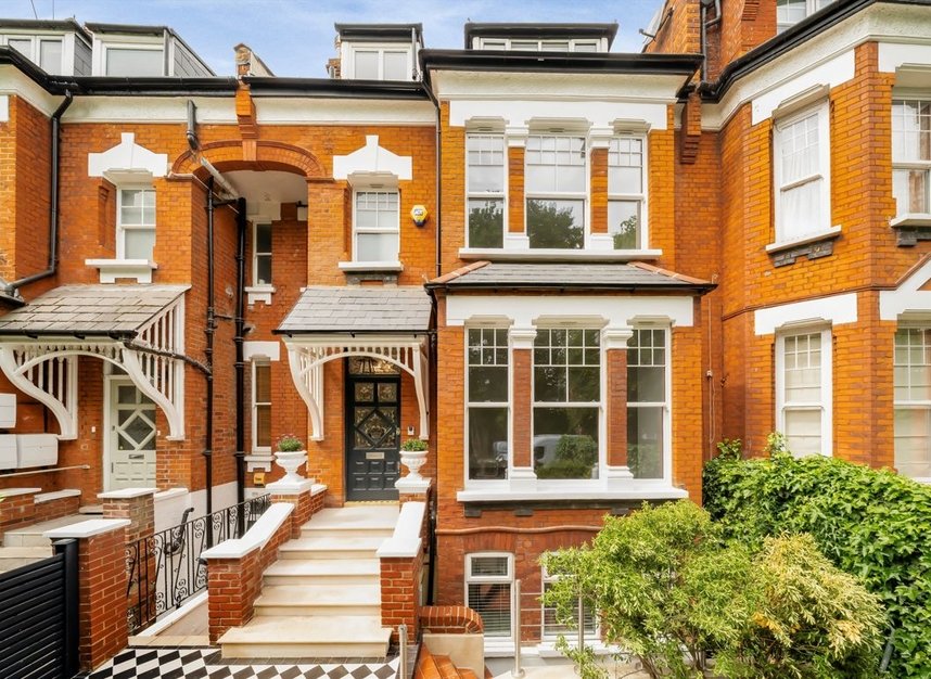 Properties for sale in Coolhurst Road - N8 8EP view1