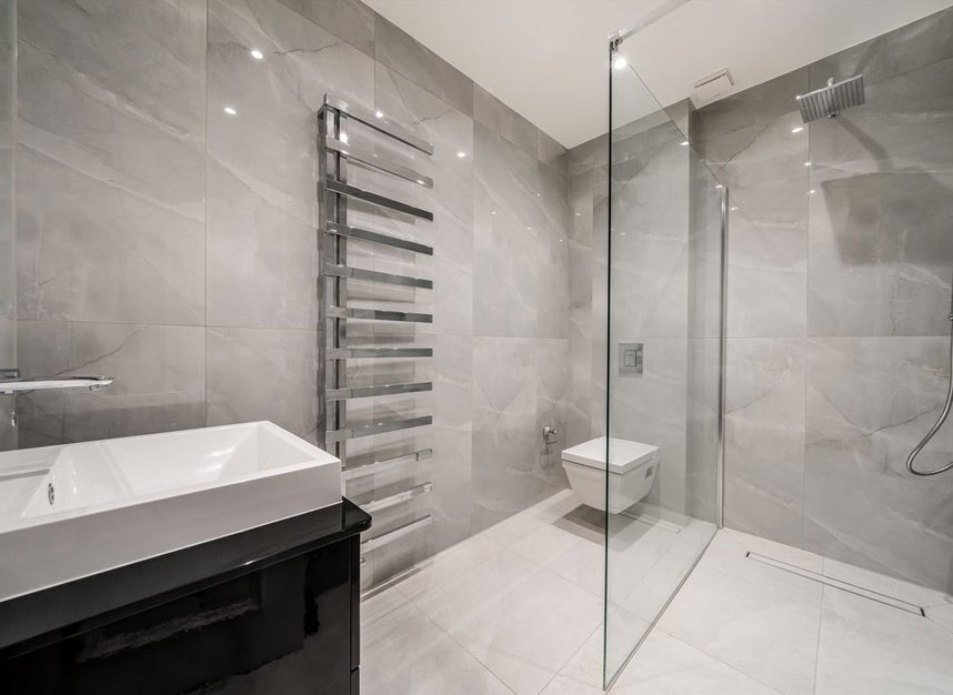 Properties for sale in Coolhurst Road - N8 8EP view13