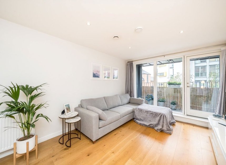 Properties for sale in Coombe Road - KT2 7AB view1