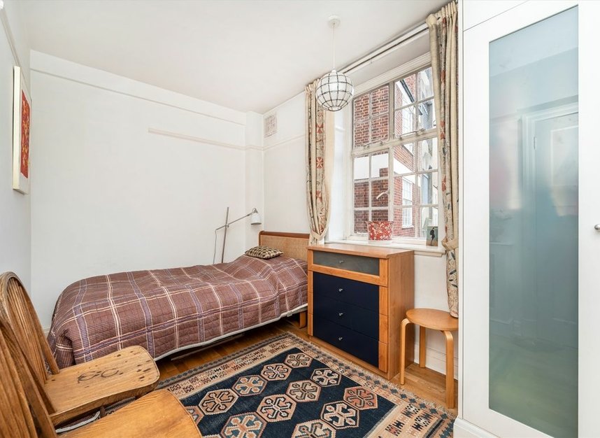 Properties for sale in Coram Street - WC1N 1HD view6