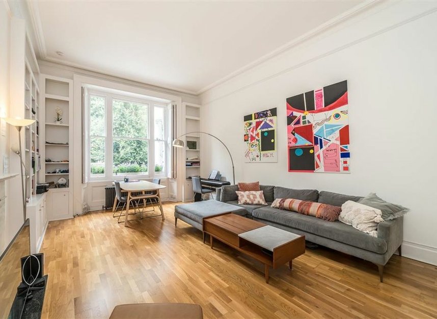 Properties for sale in Cornwall Gardens - SW7 4BD view2