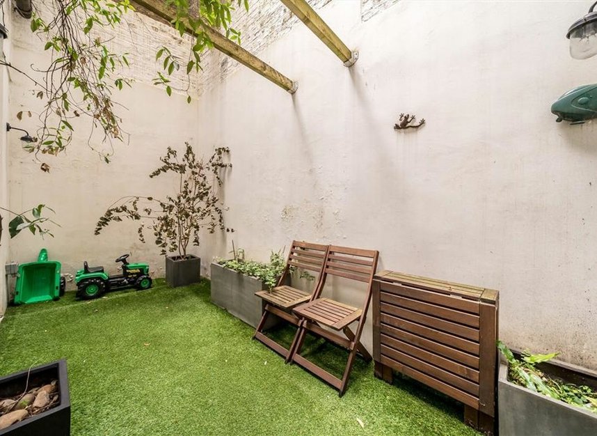 Properties for sale in Cornwall Gardens - SW7 4BD view7