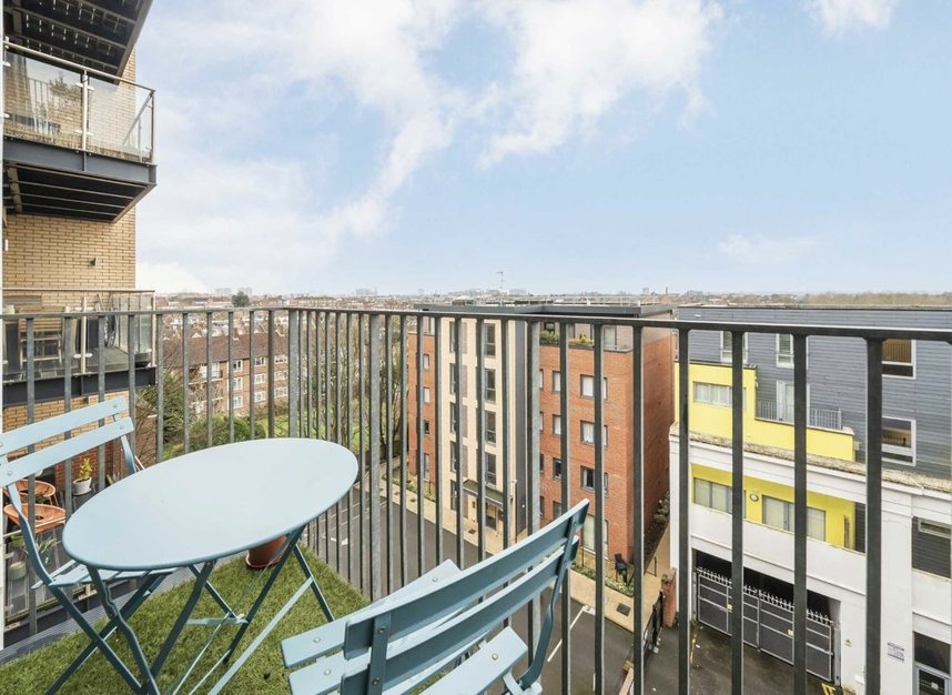 Properties for sale in Cowley Road - W3 7UN view6