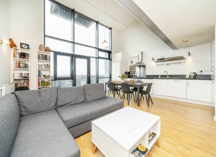 Properties for sale in Cowley Road - W3 7UN view2