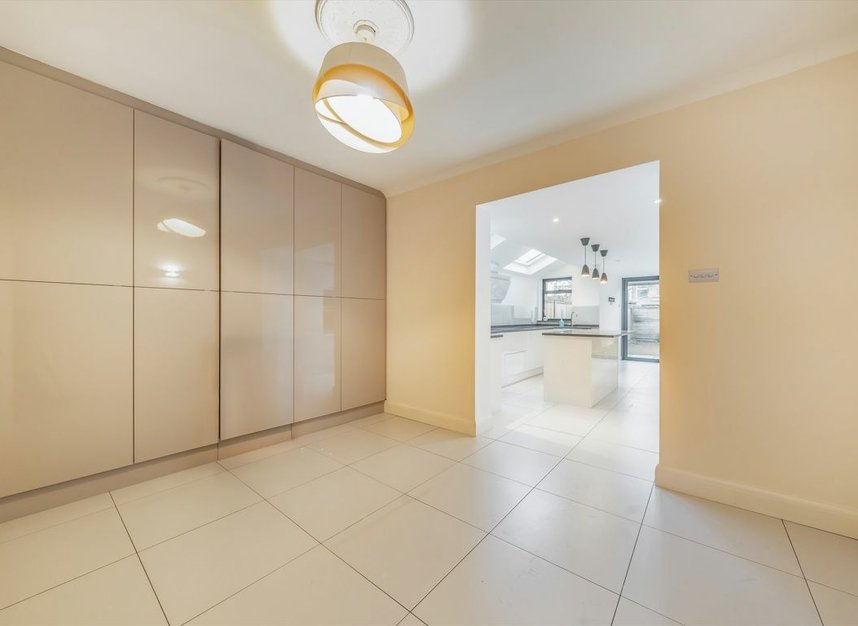 Properties for sale in Cowper Road - SW19 1AB view5