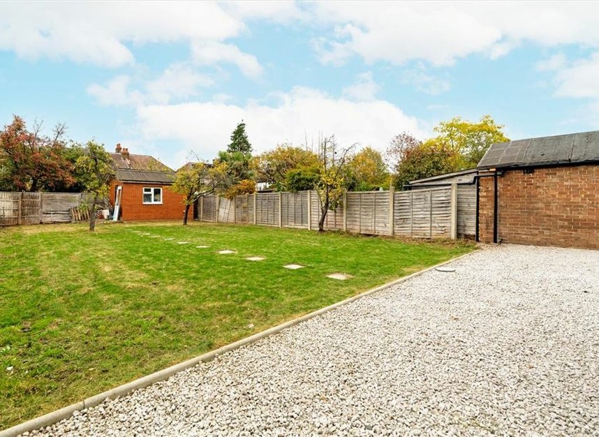 Properties for sale in Crantock Road - SE6 2QS view4