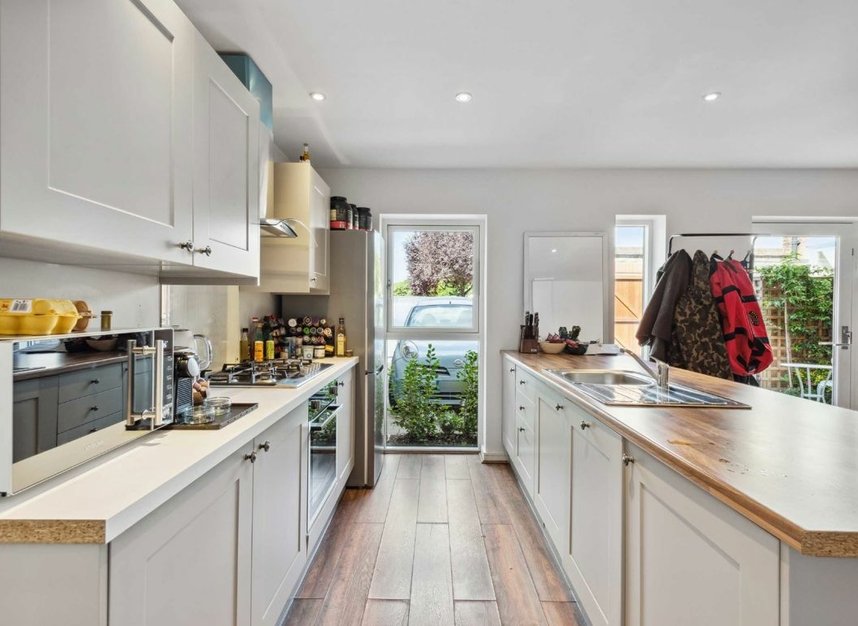 House semidetached for sale in Craven Gardens, London, SW19 (Ref