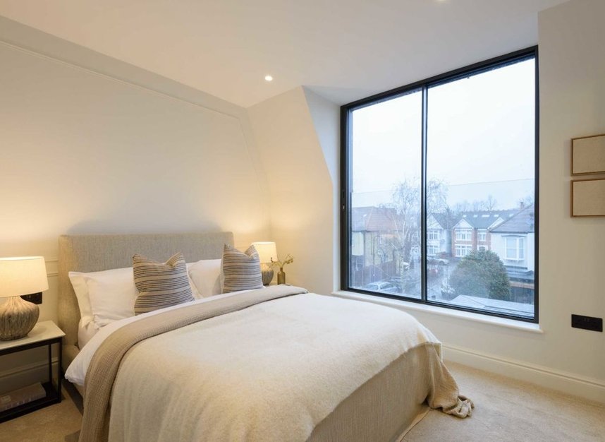 Properties for sale in Craven Road - W5 2UA view10