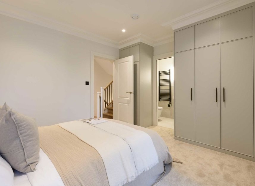 Properties for sale in Craven Road - W5 2UA view8