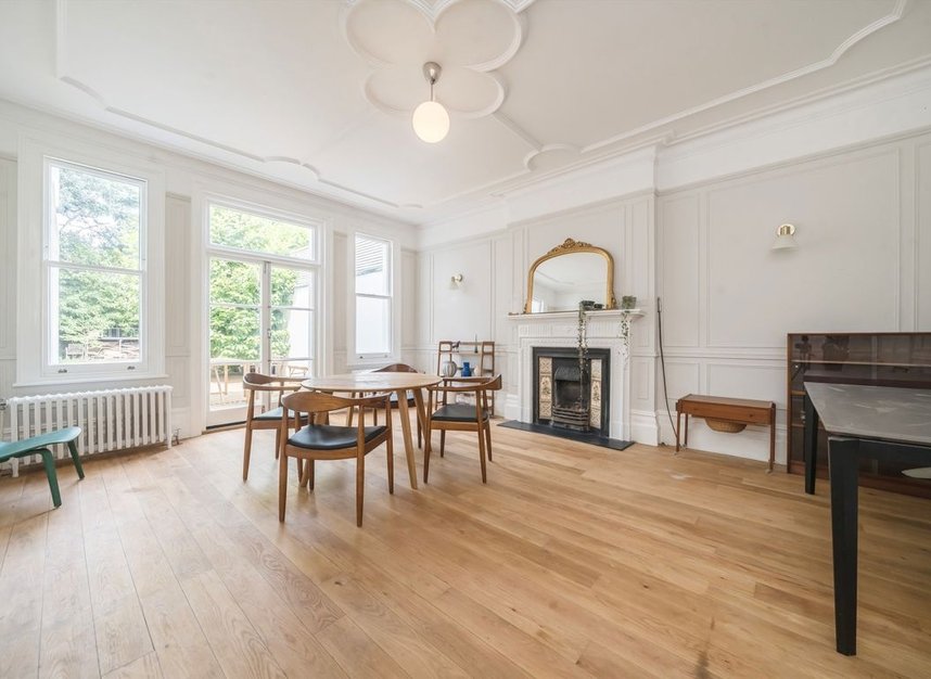 Properties for sale in Creffield Road - W5 3RR view2