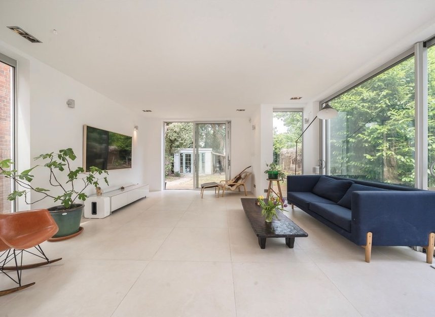 Properties for sale in Creffield Road - W5 3RR view5