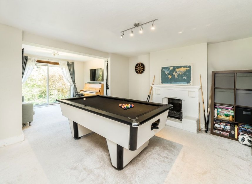 Properties for sale in Creighton Avenue - N10 1NU view7