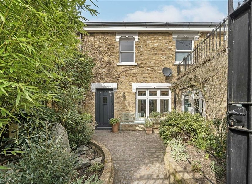 Properties sold in Crescent Way - SE4 1QL view1