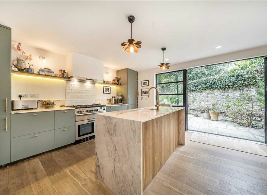 Properties sold in Crescent Way - SE4 1QL view7