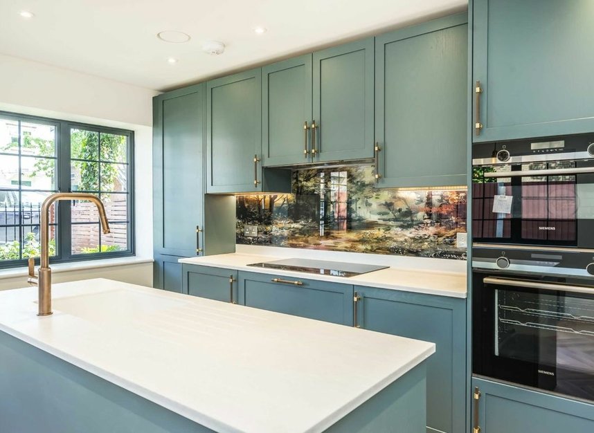 Properties for sale in Cricklade Avenue - SW2 3HH view3