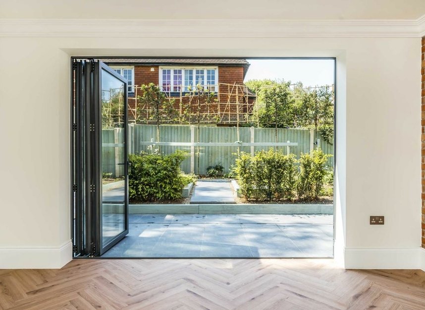 Properties for sale in Cricklade Avenue - SW2 3HH view5