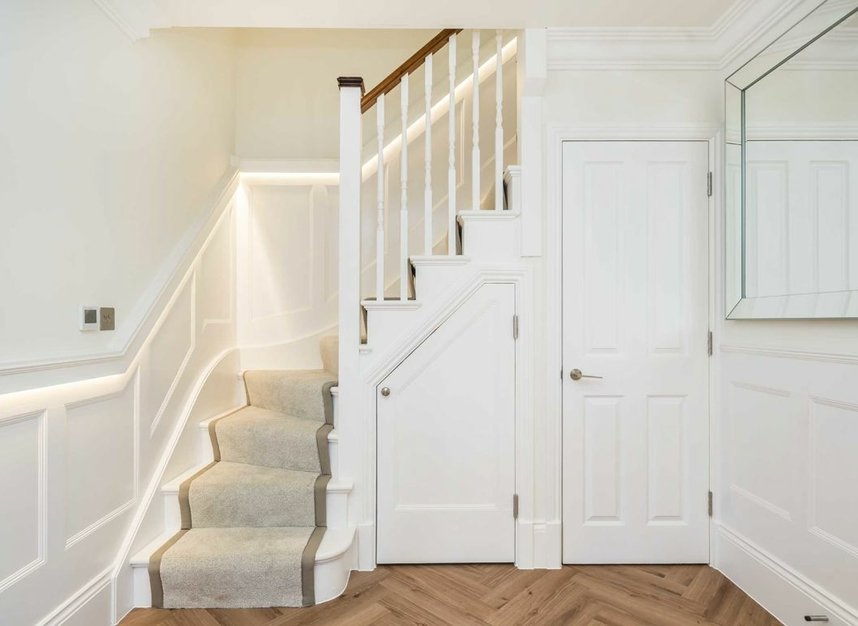 Properties for sale in Cricklade Avenue - SW2 3HH view10