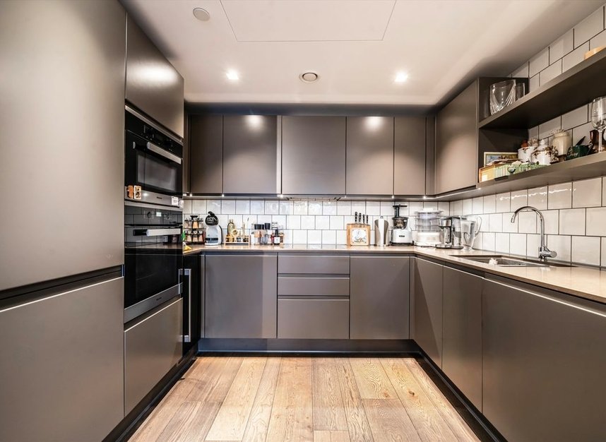 Properties for sale in Crisp Road - W6 9PF view2