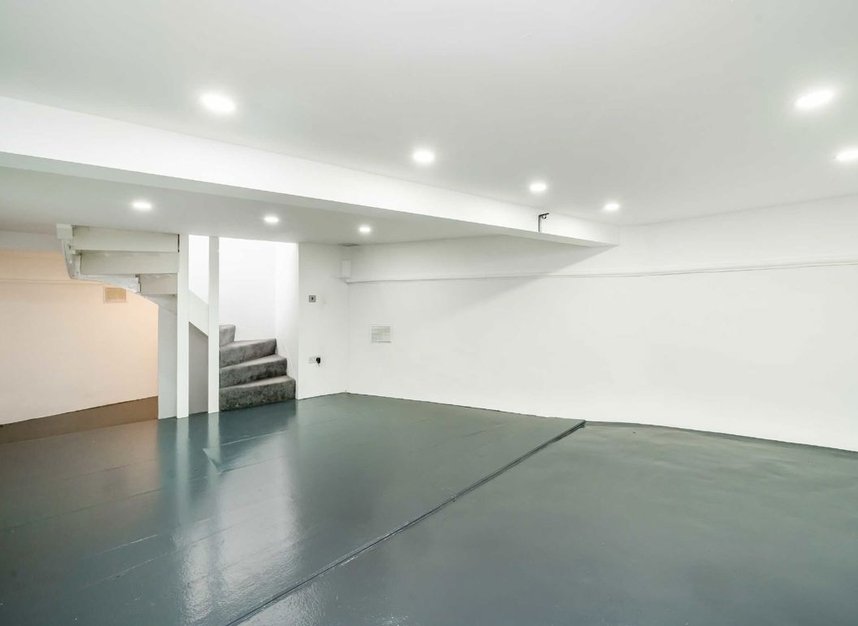 Properties for sale in Crooked Usage - N3 3HB view11