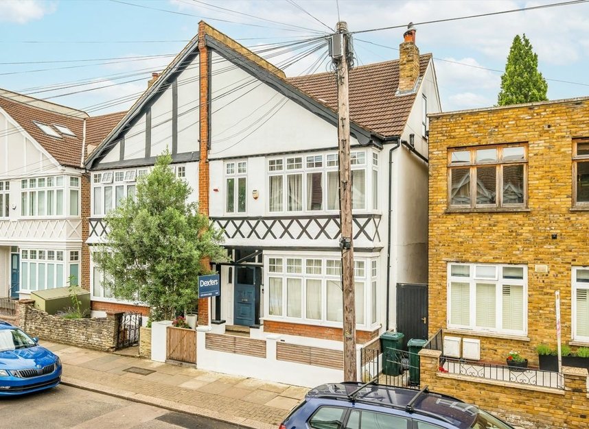 Properties for sale in Crowborough Road - SW17 9QF view1