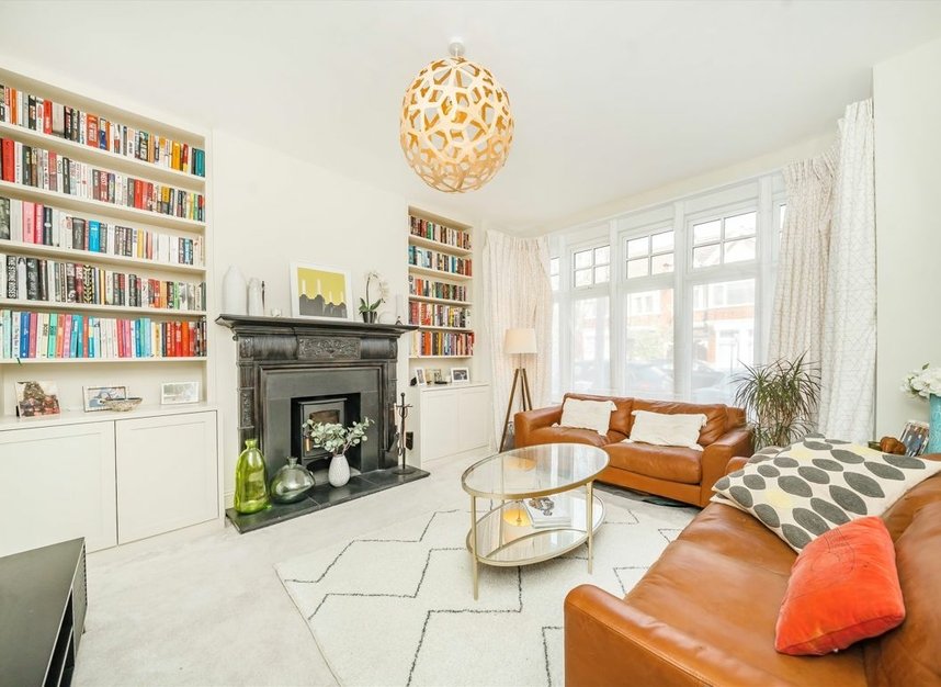 Properties for sale in Crowborough Road - SW17 9QF view3