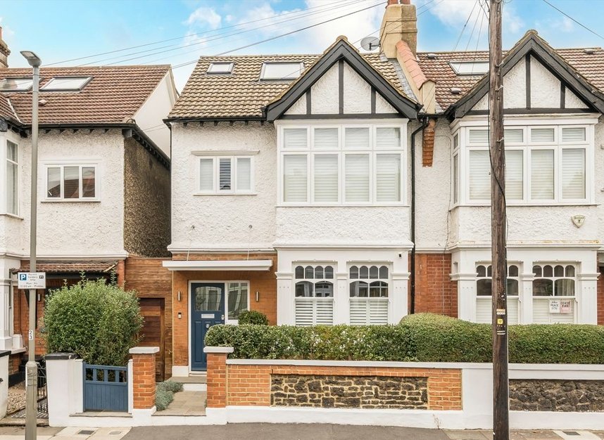 Properties for sale in Crowborough Road - SW17 9QD view1