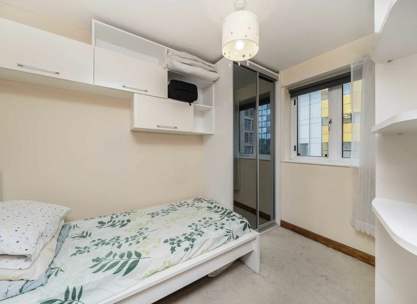 Properties sold in Cuba Street - E14 8LD view7