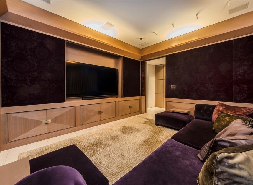 Properties for sale in Cumberland Terrace - NW1 4HJ view5