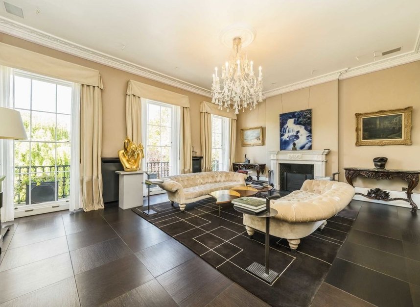 Properties for sale in Cumberland Terrace - NW1 4HJ view2