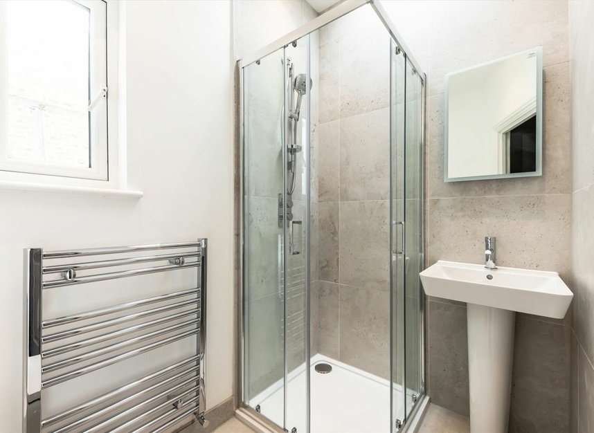 Properties for sale in Dalyell Road - SW9 9UP view9