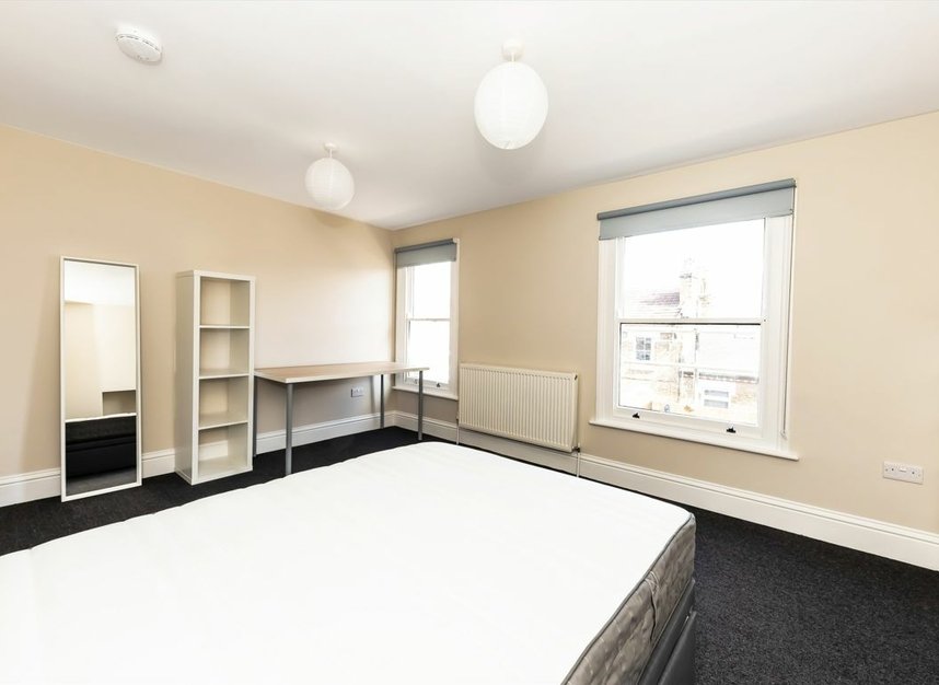 Properties for sale in Dalyell Road - SW9 9UP view6