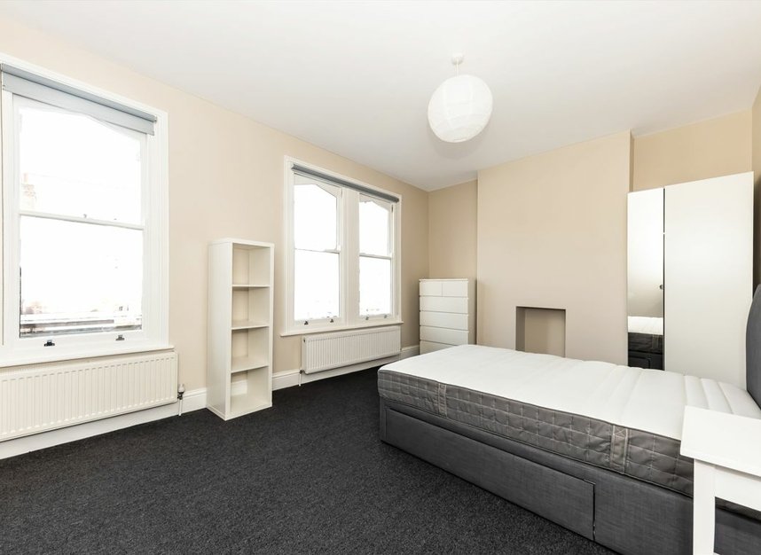 Properties for sale in Dalyell Road - SW9 9UP view5