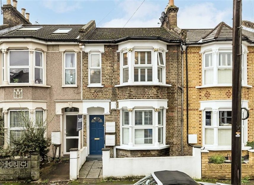 Flat for sale in Darfield Road, London, SE4 (Ref 213468) Dexters