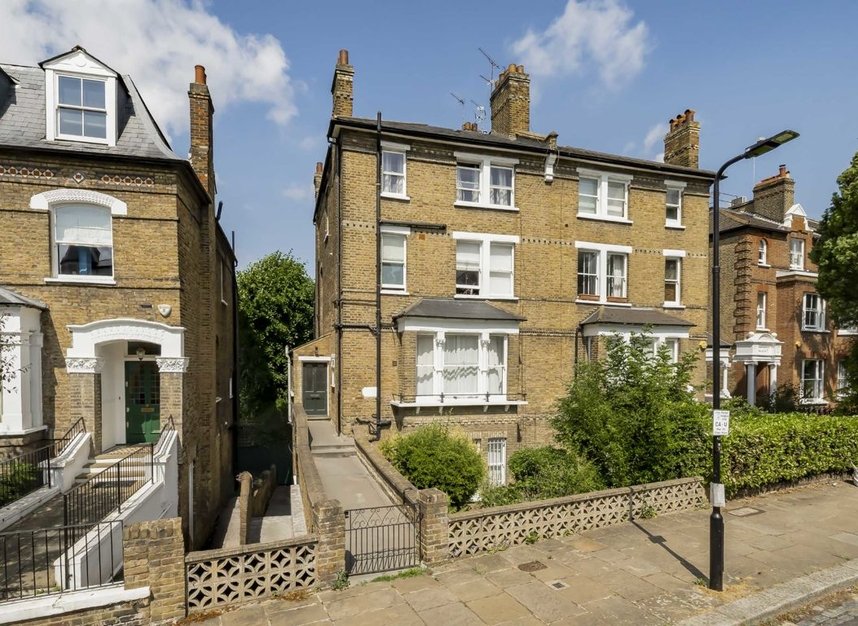Flat for sale in Dartmouth Park Avenue, London, NW5 (Ref 204527) Dexters