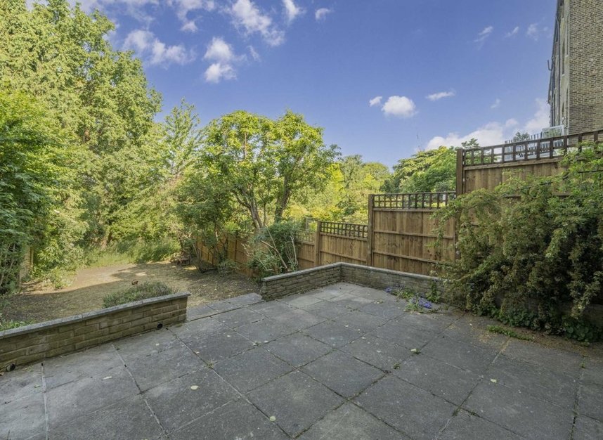 Flat for sale in Dartmouth Park Avenue, London, NW5 (Ref 204527) Dexters