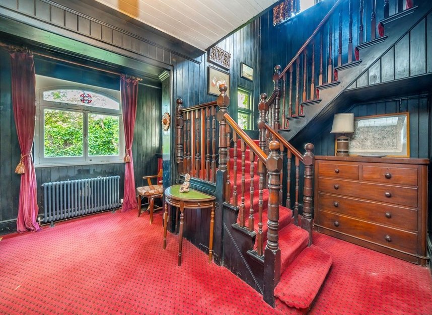 Properties for sale in Dartmouth Park Hill - NW5 1JE view2