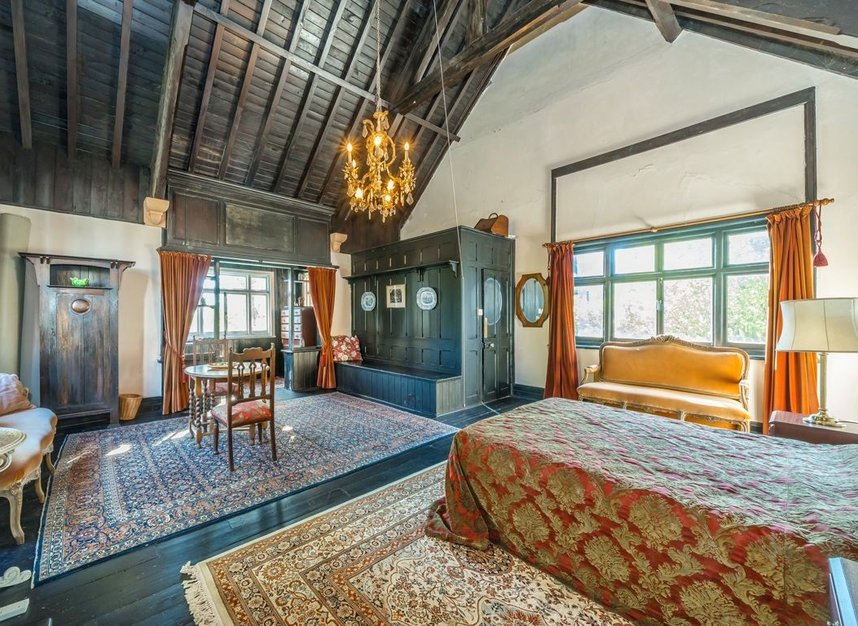 Properties for sale in Dartmouth Park Hill - NW5 1JE view12