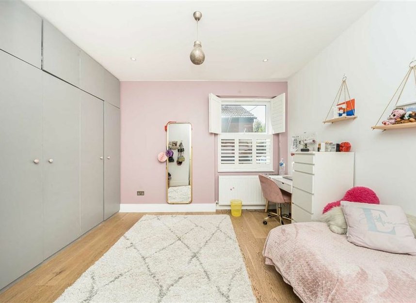 Properties for sale in Dartmouth Road - NW2 4ES view8