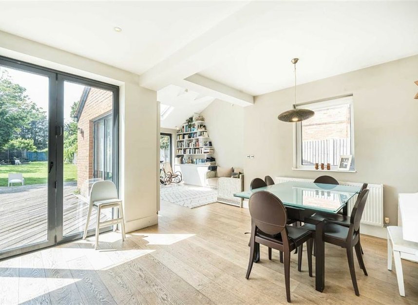 Properties for sale in Dartmouth Road - NW2 4ES view5