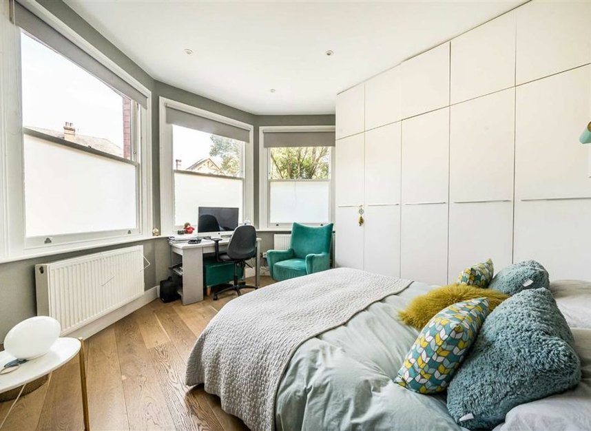 Properties for sale in Dartmouth Road - NW2 4ES view7