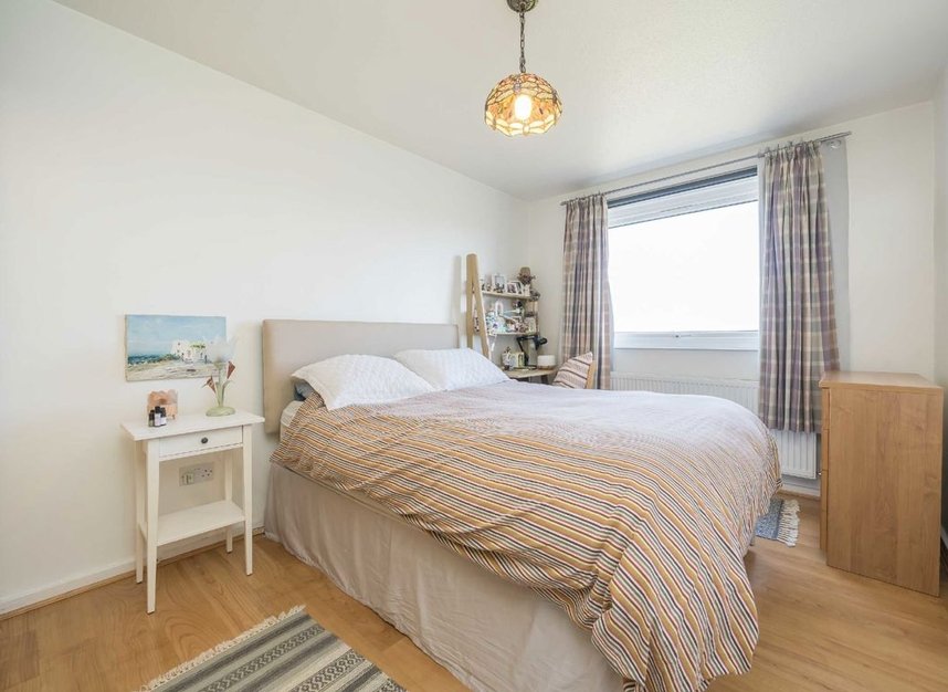 Properties for sale in Daubeney Road - E5 0EN view5
