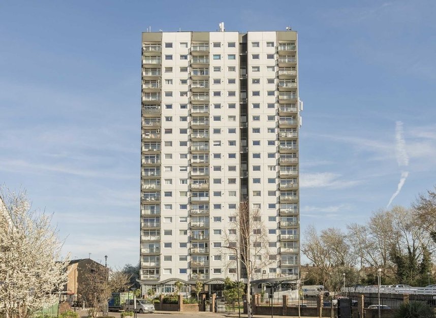 Properties for sale in Daubeney Road - E5 0EN view8