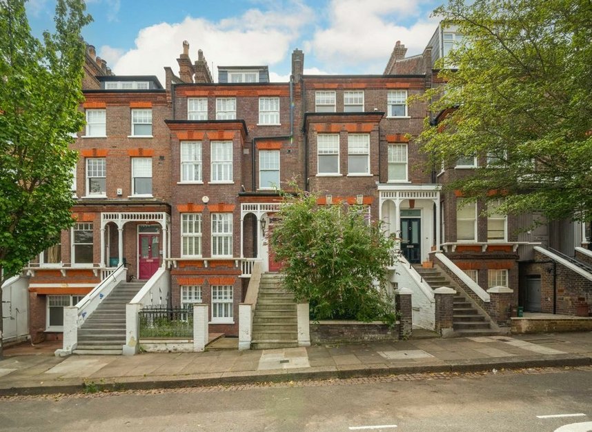 Properties for sale in Denning Road - NW3 1SU view1