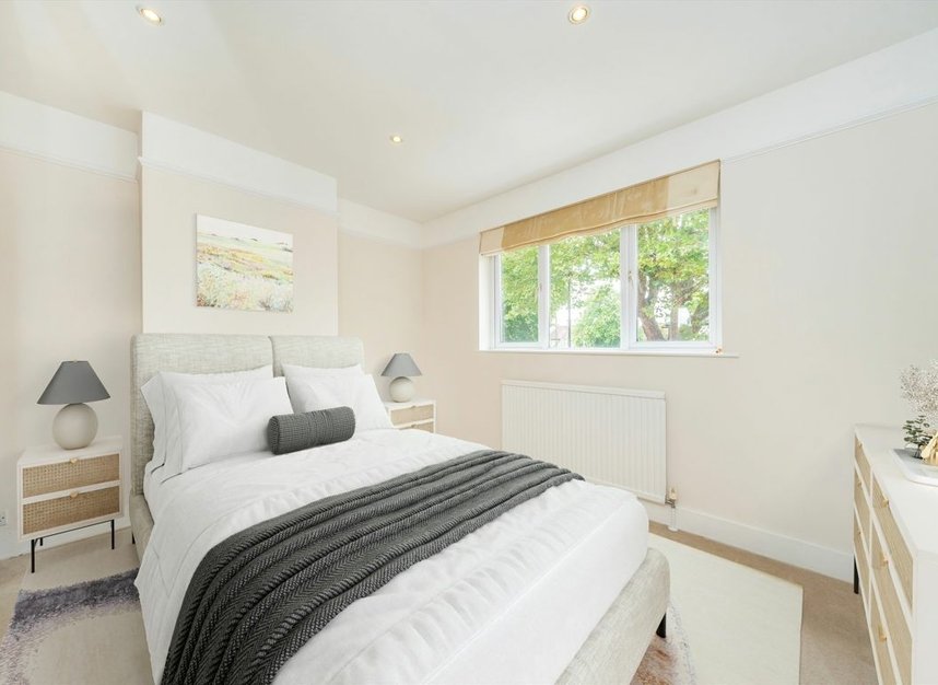 Properties for sale in Dorset Road - SW19 3HD view6