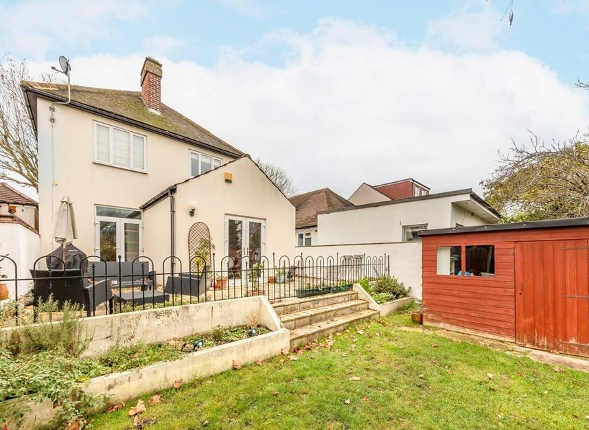 Properties for sale in Dorset Road - SW19 3HD view8